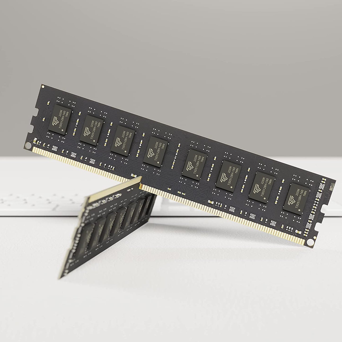 Timetec 32GB Kit(4X8Gb) DDR3L / DDR3 1600Mhz (DDR3L-1600) PC3L-12800 / PC3-12800 Non-Ecc Unbuffered 1.35V/1.5V CL11 2Rx8 Dual Rank 240 Pin UDIMM Desktop PC Computer Memory RAM(SDRAM) Module Upgrade