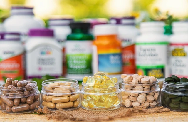 El auge de los suplementos alimenticios: ¿Qué buscar al leer una etiqueta nutricional y cómo evitar falsificaciones?