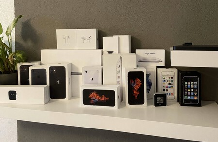 El fenómeno del Unboxing: Por qué la experiencia de abrir un paquete define tu lealtad a una marca