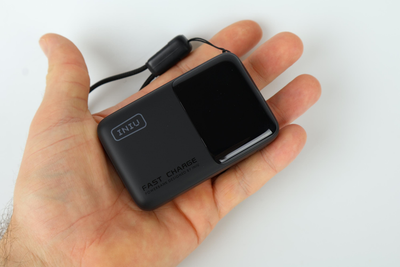 Potencia extrema en miniatura: Cómo la INIU P50 carga tu celular a 45W reales y protege tus dispositivos