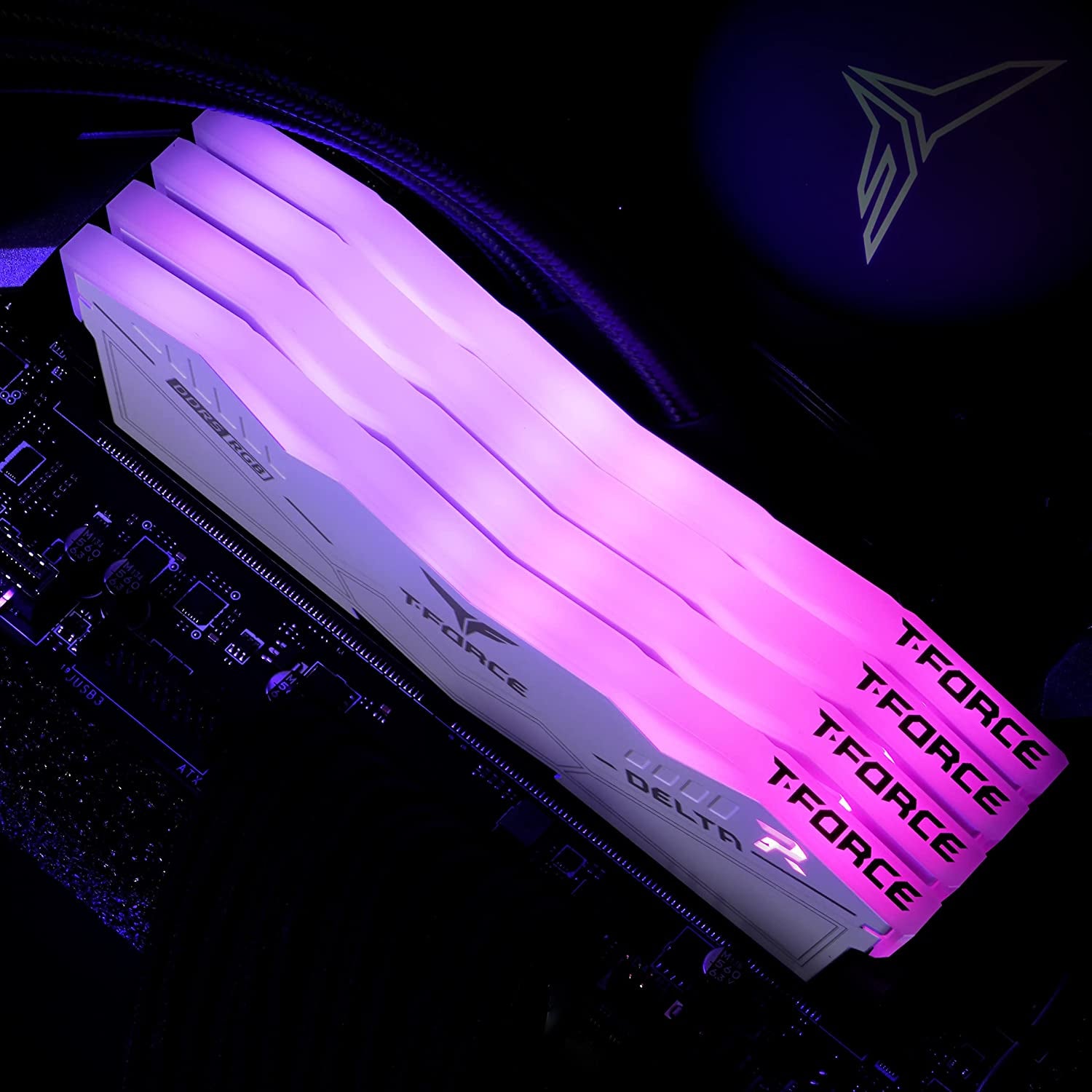 TEAMGROUP T-Force Delta RGB DDR5 Ram 32GB (2X16Gb) 6000Mhz PC5-48000 CL30 Intel XMP 3.0 & AMD Expo Compatible Desktop Memory Module Ram White FF4D532G6000HC30DC01