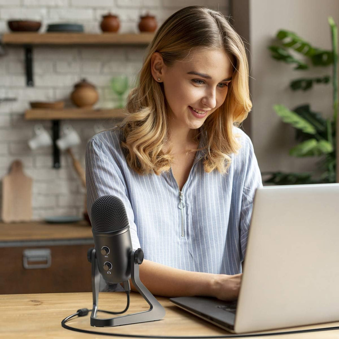 FIFINE USB Podcast Microphone for Recording Streaming, Condenser Computer Gaming Mic for PC Mac, Headphone Output&Volume Control, Mic Gain Control, Mute Button for Vocal, Youtube (K678)