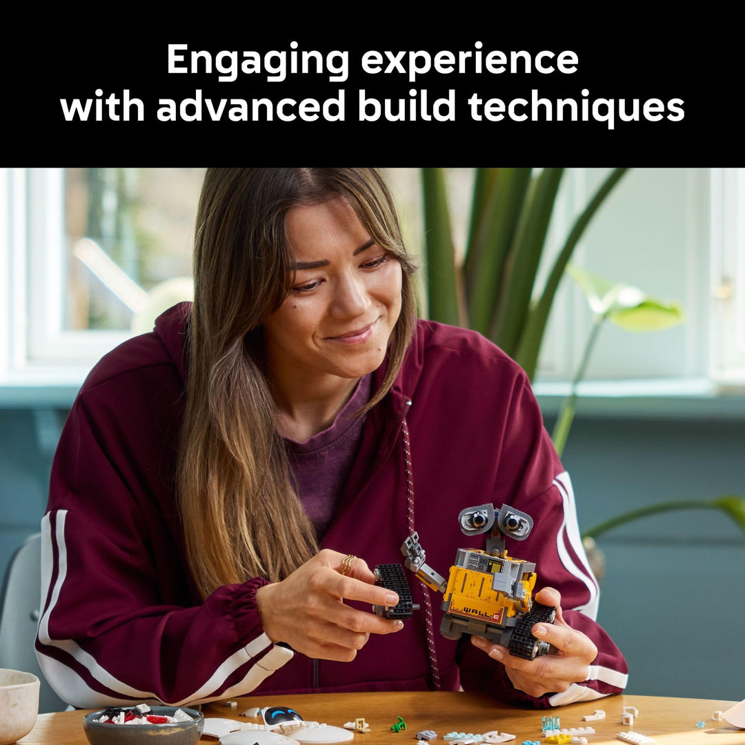 LEGO 43279 Wall-E y EVE Disney Pixar Set Coleccionable