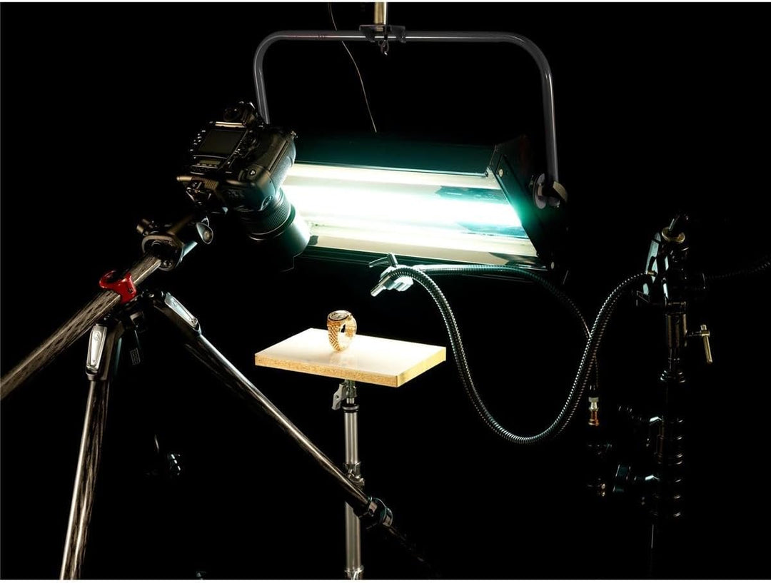 Manfrotto 3-Section Camera Tripod, Carbon Fiber Photography Accessories, Travel Tripod for Content Creation, Professional Photography,Mt055Xpro3